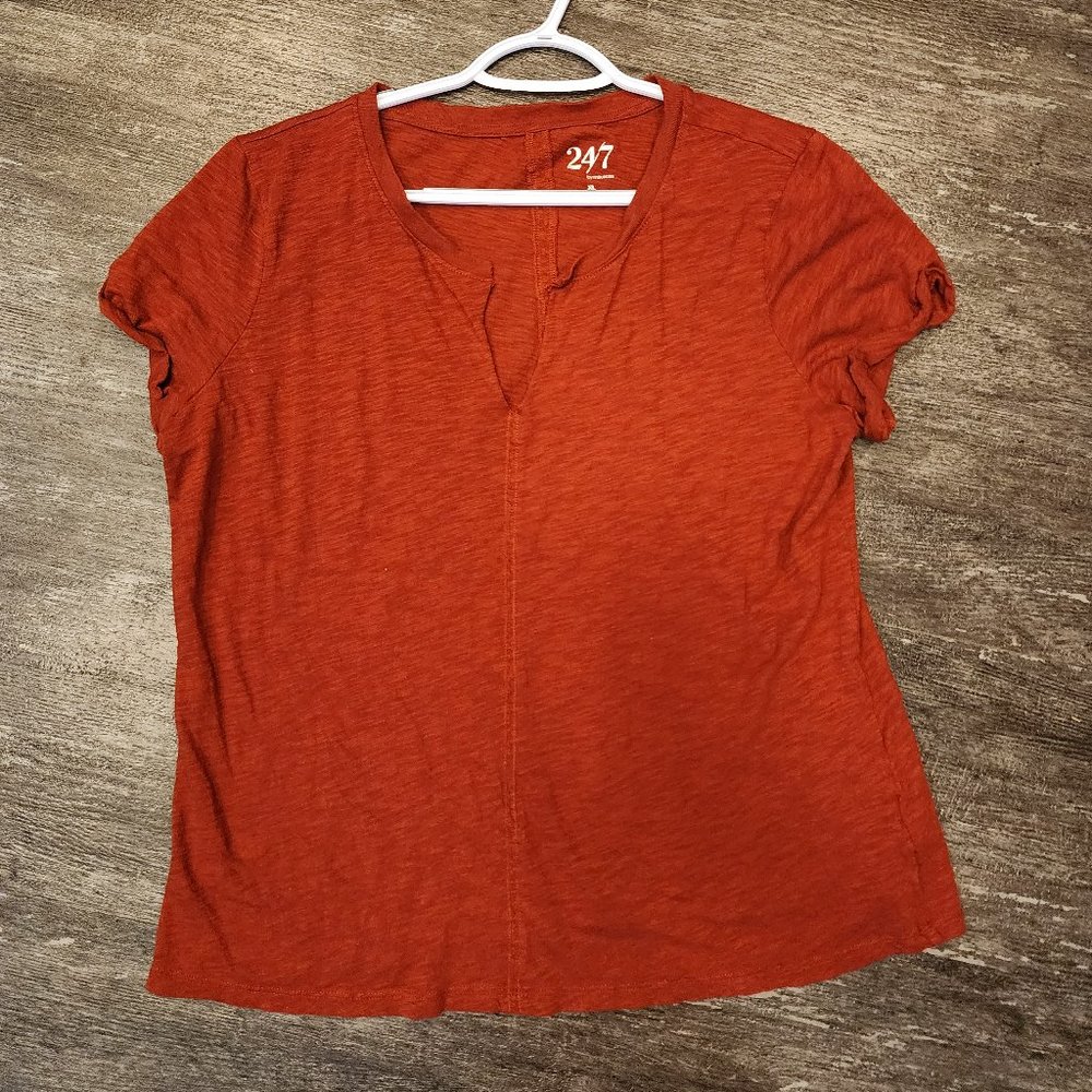 Maurices top